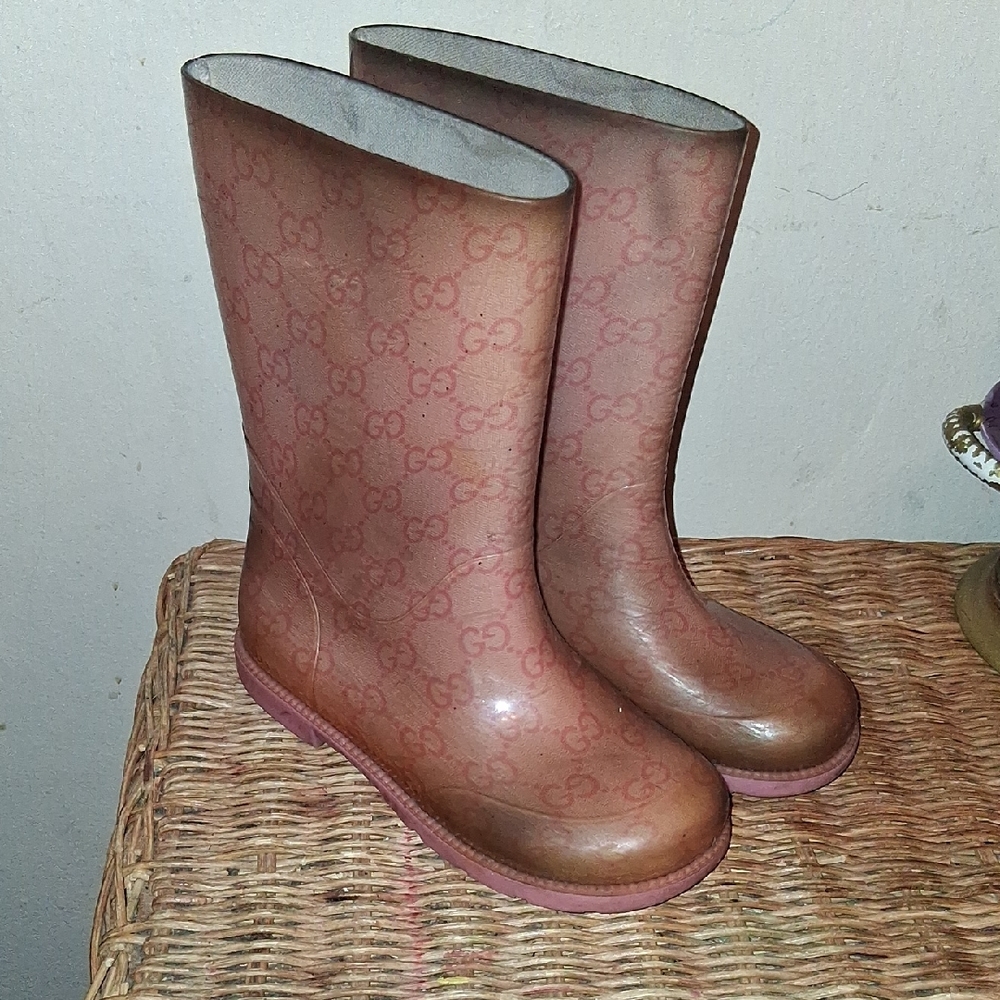 Gucci Kids Logo-Print Pink Rain Boots Size 29
